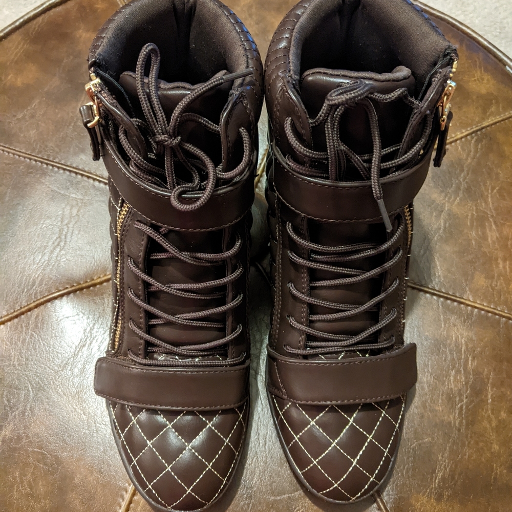 Diane Gilman Wedges